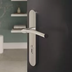 Castorama Ensemble Poignée Sur Plaque Extérieur Rond Cylindre GoodHome Hirel Effet Nickel Satin Gris Chromé L.128mm X L.40mm Entraxe 195mm