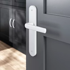 Castorama Ensemble Poignée Sur Plaque Incurvé GoodHome Primel Mat Blanc L.126mm X L.40mm Entraxe 195mm